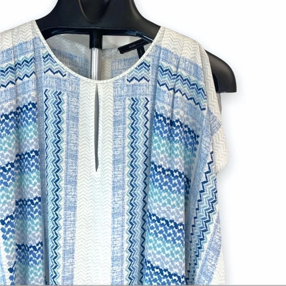 NWT Blue Coastal Kaili Keyhole Woven Top, Large